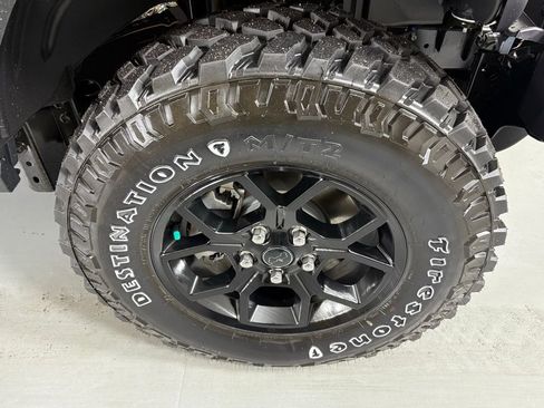 New 2026 Jeep Gladiator Willys image 10