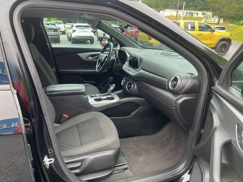 Used 2020 Chevrolet Blazer LT AWD/4WD image 34