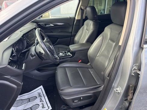 Used 2023 Buick Envision Essence image 7