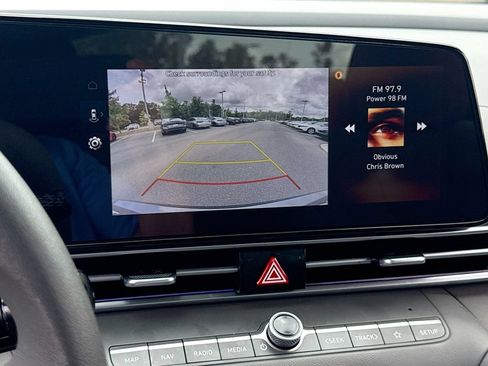 Used 2024 Hyundai Elantra SEL FWD image 14