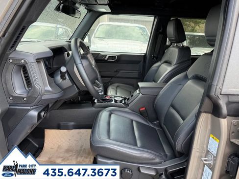 Used 2025 Ford Bronco Big Bend w/ Black Diamond Package AWD/4WD image 11