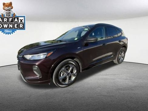 Used 2023 Ford Escape ST-Line w/ Tech Pack #1 AWD/4WD image 5