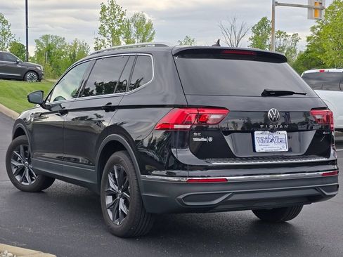 Used 2023 Volkswagen Tiguan SE w/ Panoramic Sunroof Package AWD/4WD image 21