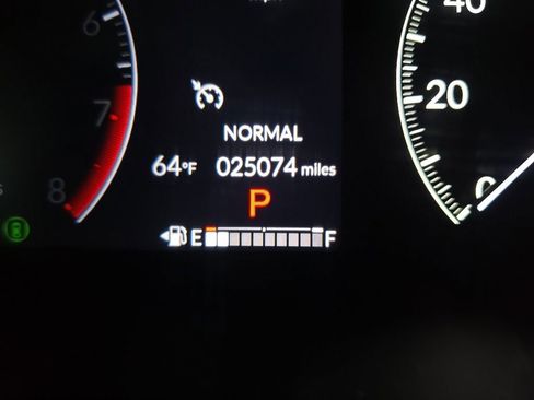 Used 2024 Honda HR-V EX-L image 23