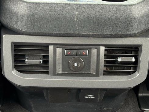 Used 2024 Ford F250 Lariat w/ Black Appearance Package image 31