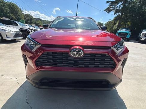 Used 2019 Toyota RAV4 LE FWD image 21
