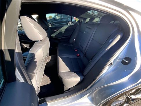 Used 2025 Lexus IS 300 F Sport image 28