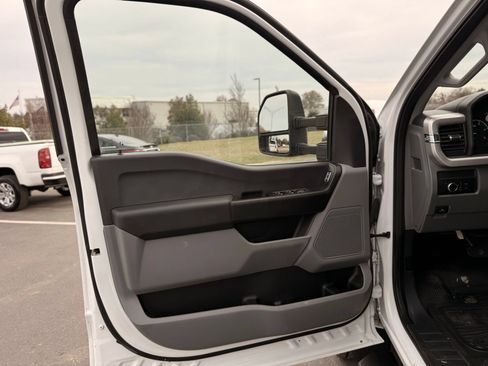 Used 2023 Ford F450 XL w/ Snow Plow Prep Package AWD/4WD image 25
