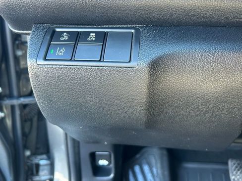 Used 2020 Honda Civic EX-L image 17