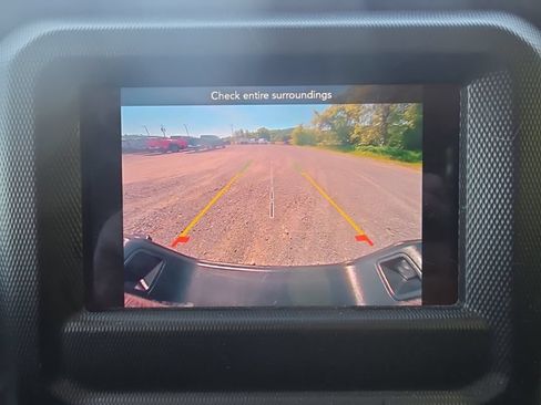 Used 2022 Jeep Gladiator Sport AWD/4WD image 25
