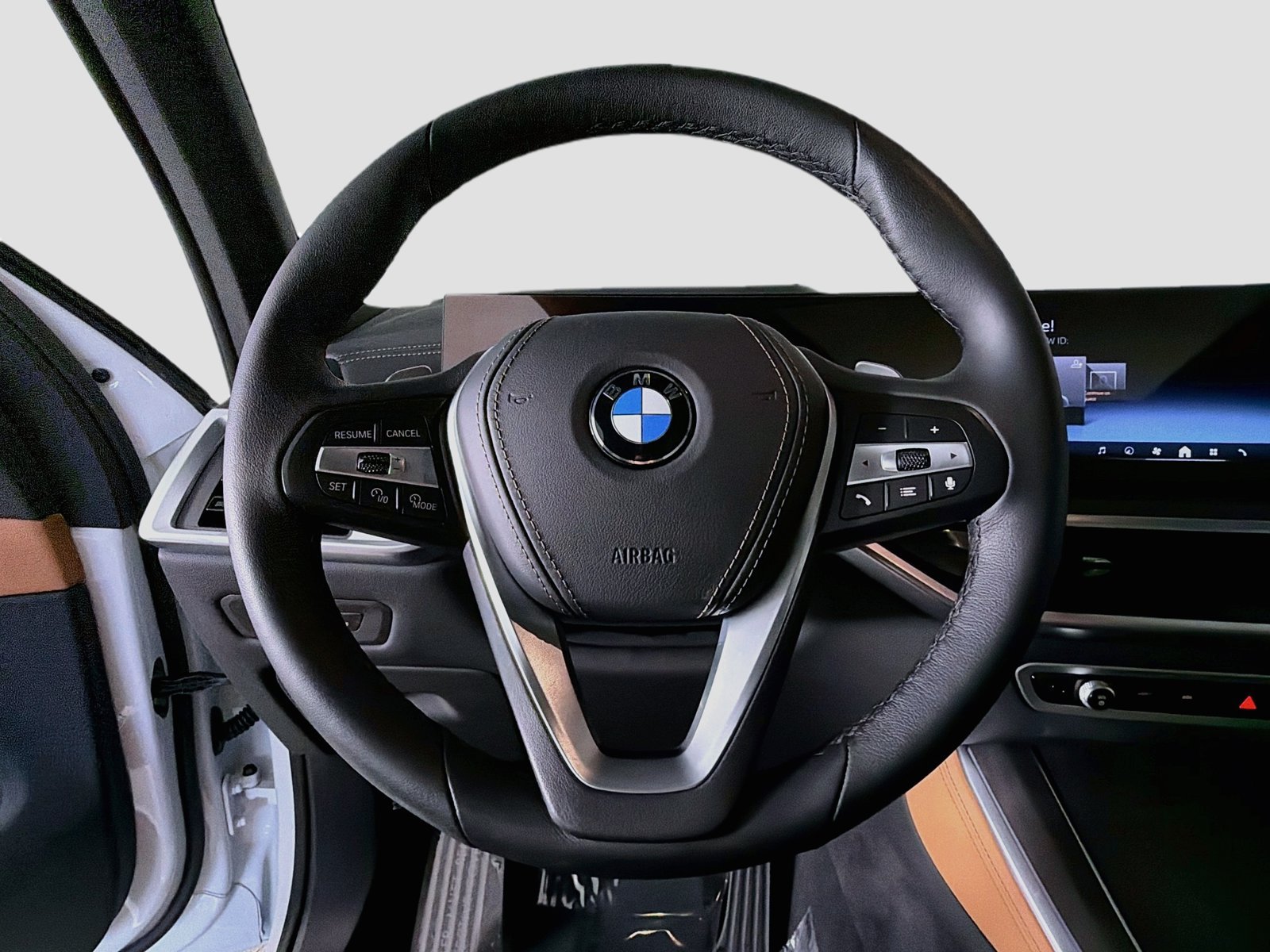 Used 2026 BMW X5 sDrive40i w/ Premium Package RWD image 11