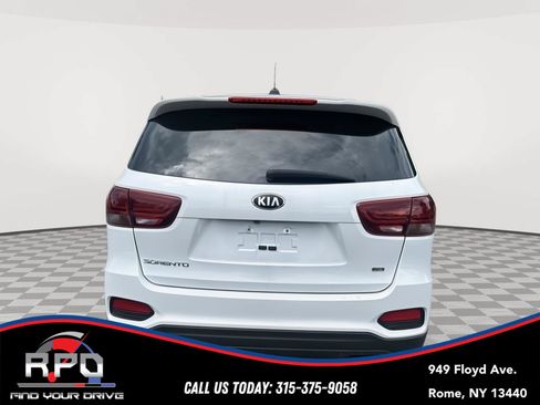 Used 2019 Kia Sorento AWD image 4