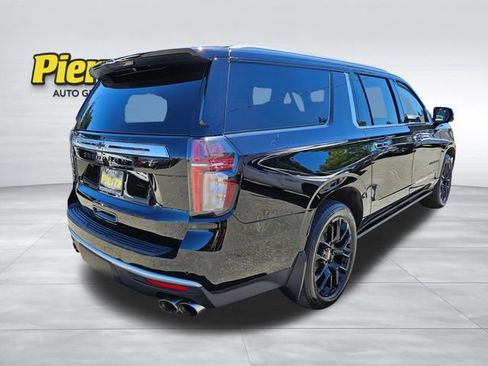 Used 2024 Chevrolet Suburban High Country w/ Advanced Technology Package AWD/4WD image 5