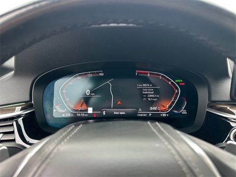 Used 2022 BMW 530i w/ Convenience Package image 26