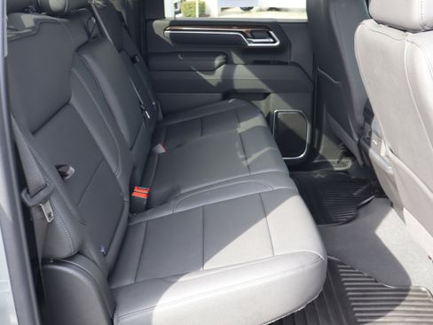 Used 2025 Chevrolet Silverado 2500 LT w/ Trail Boss Package image 35