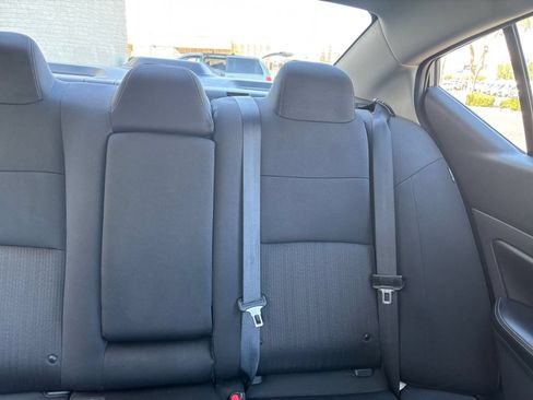 Used 2025 Nissan Altima 2.5 SV FWD image 37