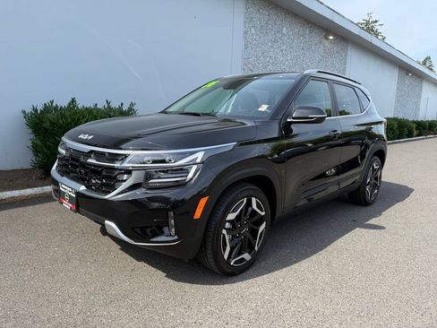 Used 2026 Kia Seltos SX w/ SX Sunroof Package AWD/4WD image 1