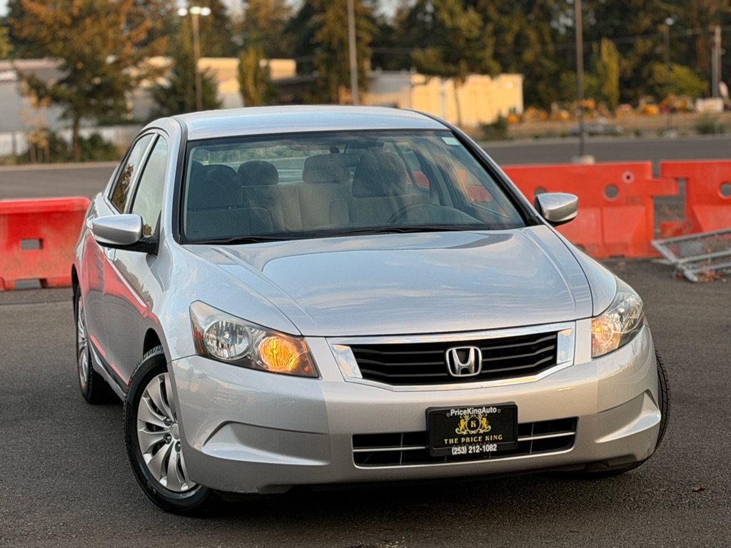 Used 2010 Honda Accord LX image 3