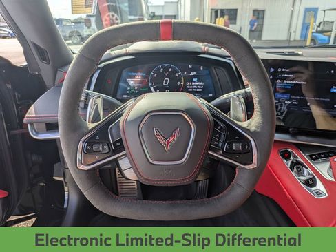 Used 2025 Chevrolet Corvette Stingray Preferred Conv w/ Z51 Performance Package image 19