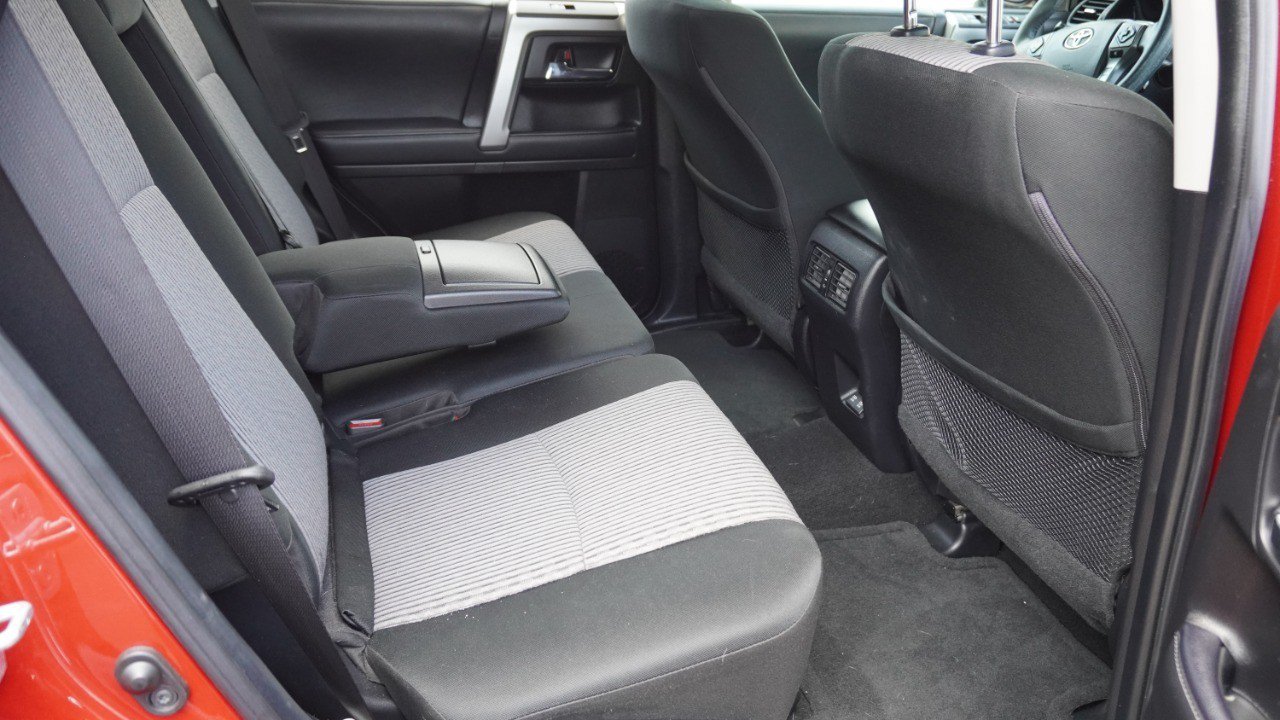 Used 2021 Toyota 4Runner SR5 AWD/4WD image 13