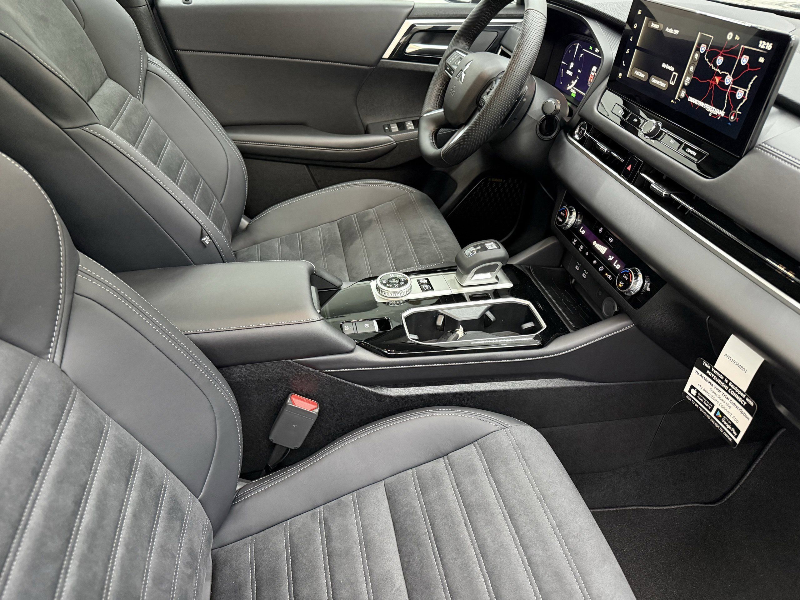 New 2026 Mitsubishi Outlander SE AWD/4WD image 24