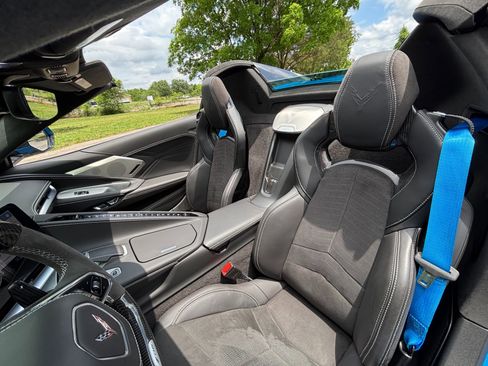 Used 2023 Chevrolet Corvette Z06 RWD image 21