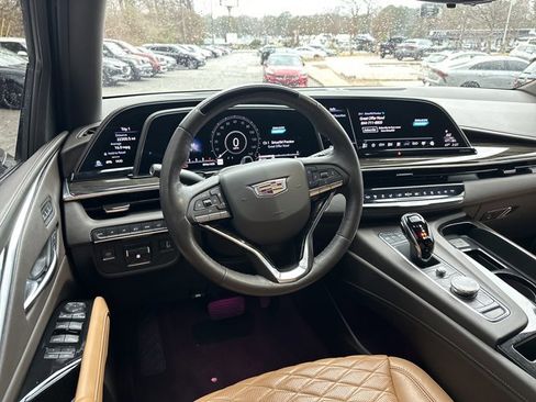 Used 2021 Cadillac Escalade Sport w/ Driver Assist Tech Package image 28