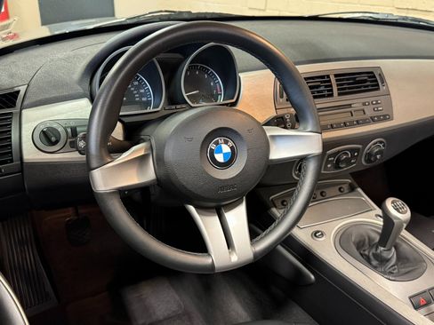 Used 2003 BMW Z4 3.0i image 36