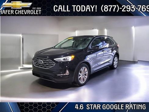 Used 2021 Ford Edge Titanium image 1