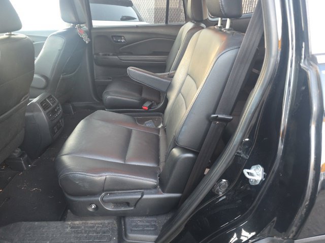 Used 2021 Honda Pilot Touring image 9