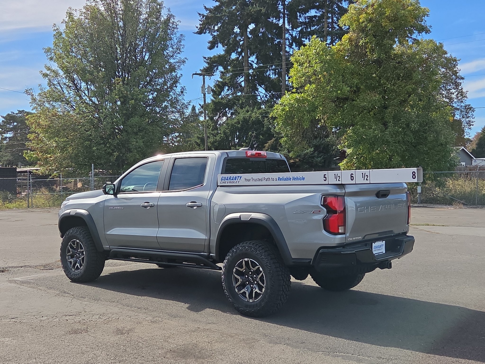 New 2026 Chevrolet Colorado ZR2 w/ Technology Package AWD/4WD image 9