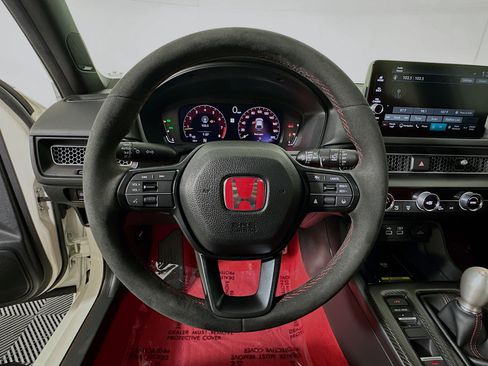 Used 2023 Honda Civic Type R image 15