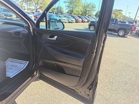 Used 2023 Hyundai Santa Fe SEL image 17