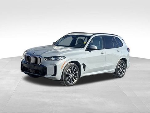 Certified 2025 BMW X5 xDrive40i w/ M Sport Package image 1