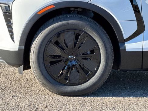 New 2026 Chevrolet Blazer EV LT image 25