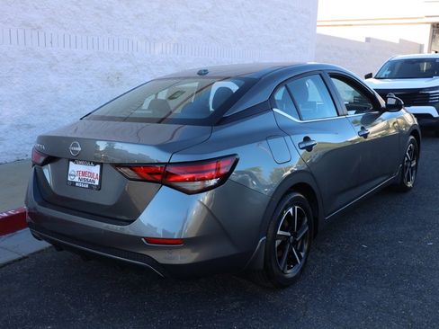 New 2025 Nissan Sentra SV image 4