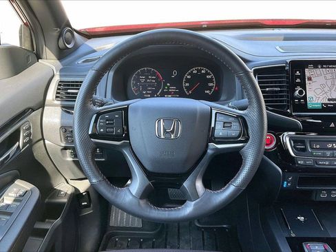 Used 2025 Honda Ridgeline Black Edition image 10