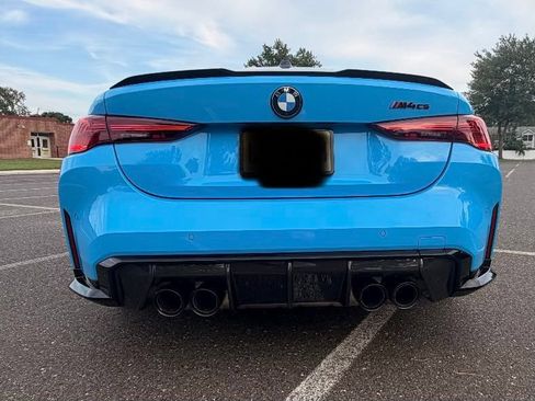 Used 2025 BMW M4 CS AWD/4WD image 4