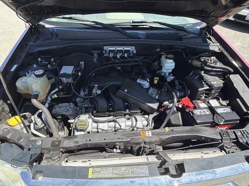 Used 2008 Ford Escape XLT FWD image 30