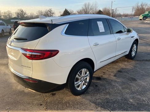 Used 2019 Buick Enclave Essence image 5