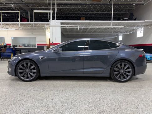 Used 2017 Tesla Model S 75D image 9