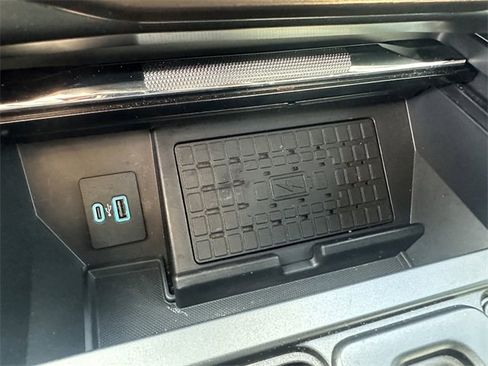 Certified 2023 Ford F150 Lightning Lariat image 24