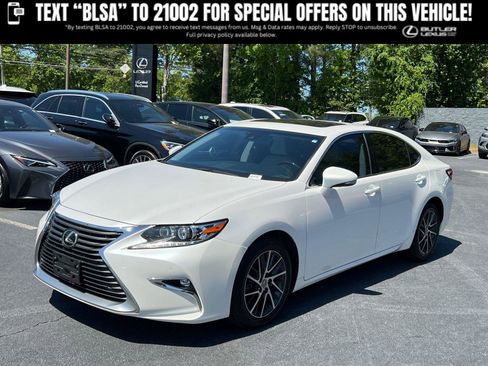 Used 2017 Lexus ES 350 w/ Luxury Package FWD image 1