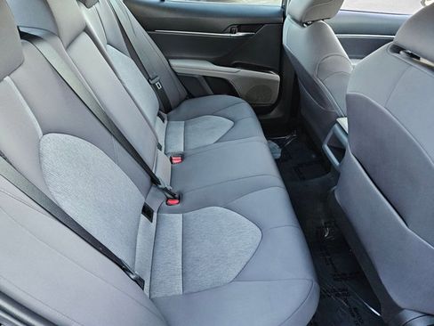 Used 2022 Toyota Camry LE image 17