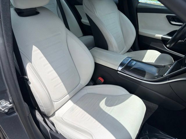 Used 2022 Mercedes-Benz C 300 Sedan image 40