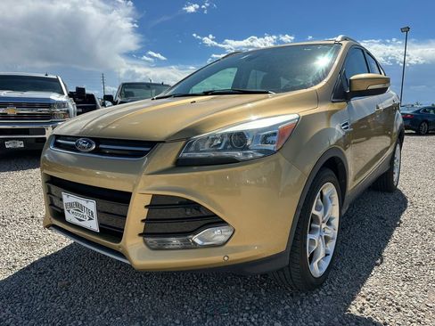 Used 2014 Ford Escape Titanium w/ Equipment Group 401A AWD/4WD image 4