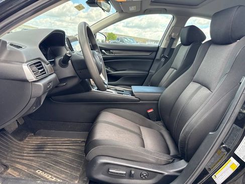 Used 2019 Honda Accord EX image 15