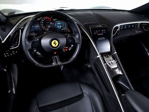 Certified 2024 Ferrari Roma Spider image 5