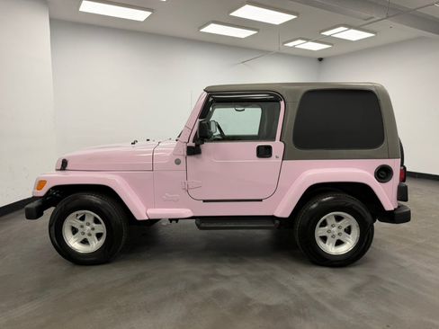 Used 2004 Jeep Wrangler Sahara w/ Dual Top Group AWD/4WD image 6