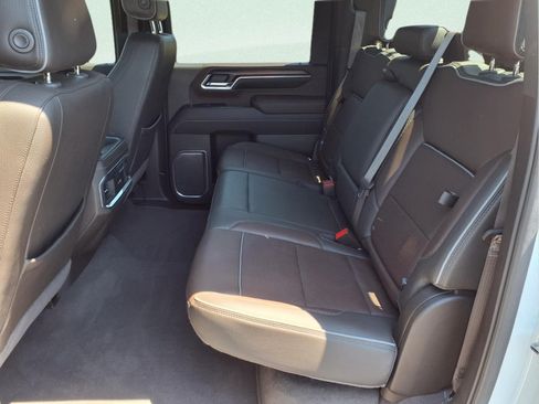 Used 2024 GMC Sierra 2500 Denali w/ Denali Reserve Package AWD/4WD image 18
